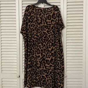 Womens Emery Rose animal print Sheath dress size 5X. See measurements below.